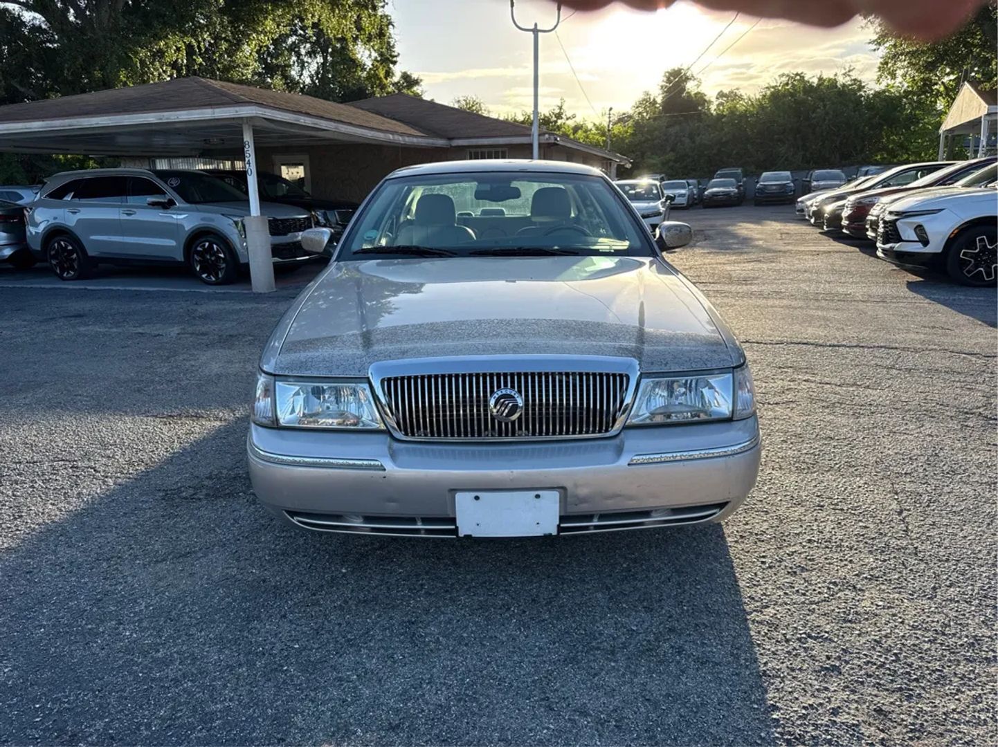 mercury grand marquis 2005 2MEHM75W95X663393 image mercury grand marquis 2005 2MEHM75W95X663393 image